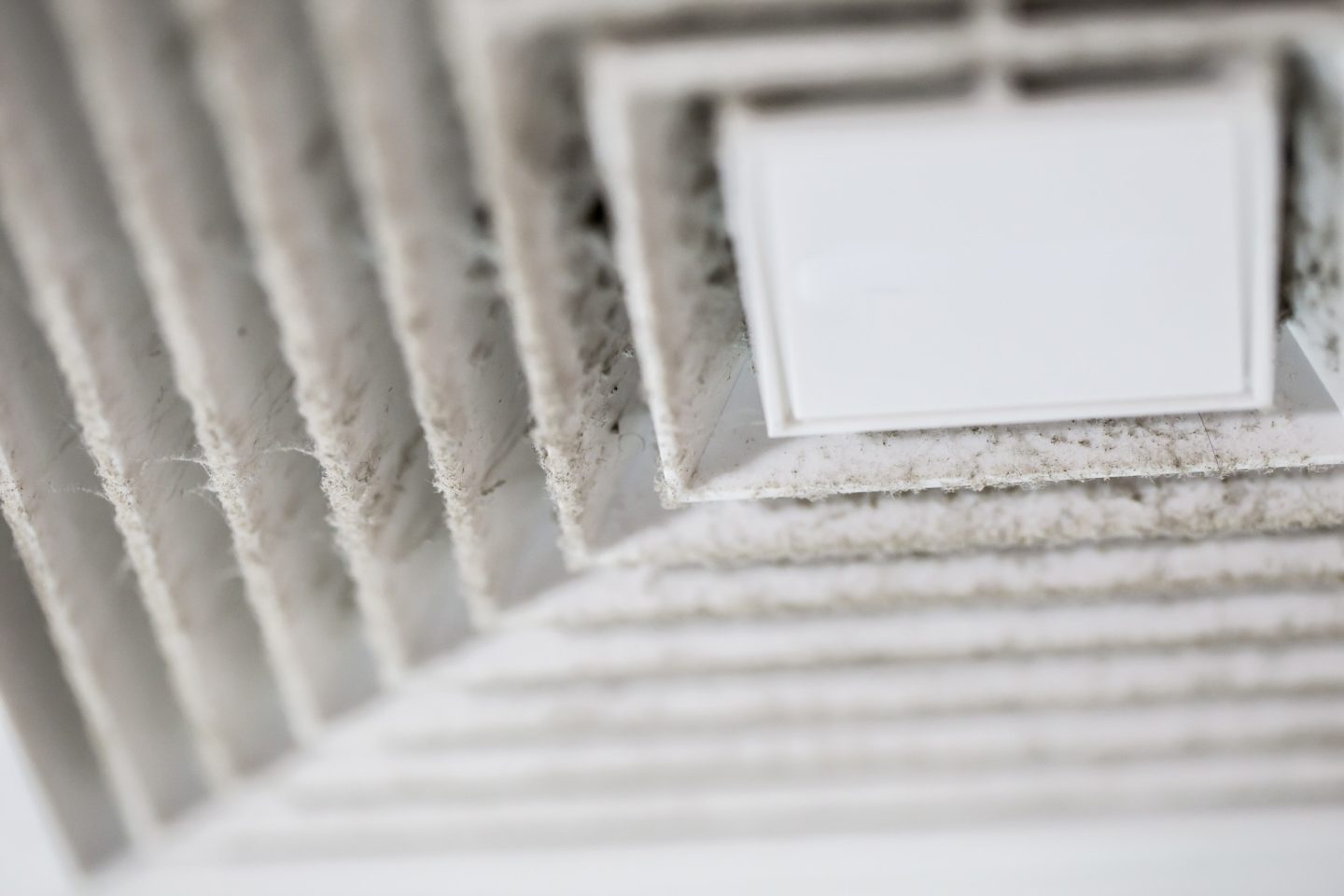 Signs Your Air Ducts Need Cleaning Now